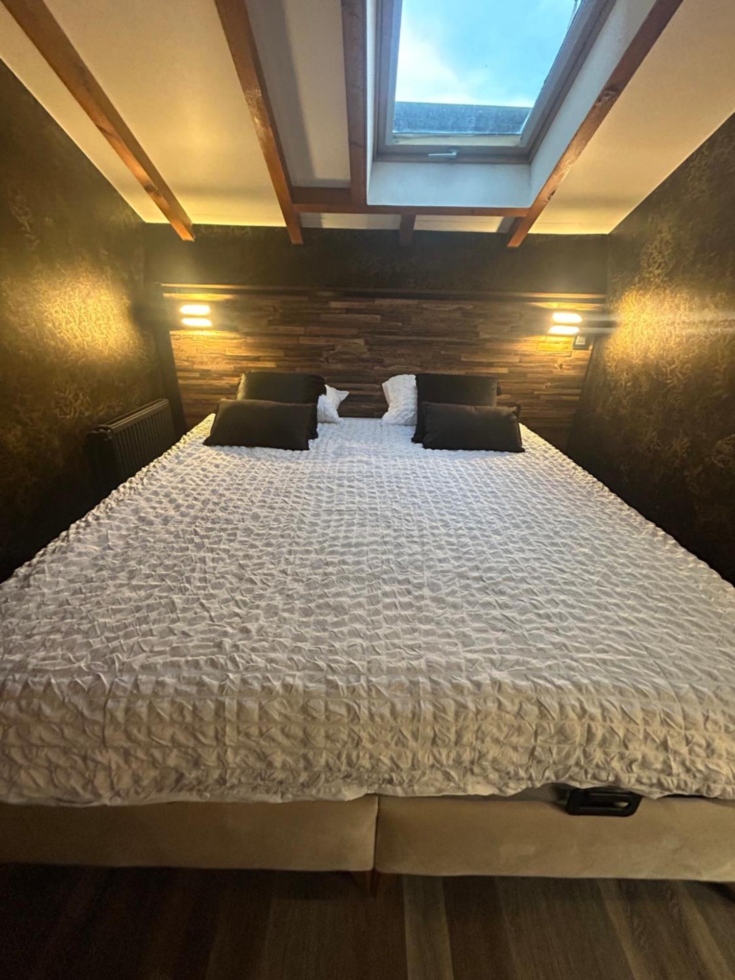 Appart Hotel Le 8 La Suite - Parking Gratuit - Mâcon Esterno foto